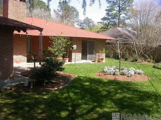 10432 Goodwood Blvd — Photo 9