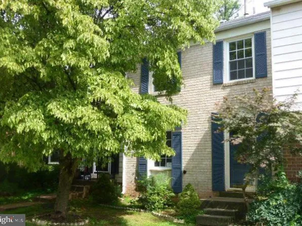 4922 Van Walbeek Pl, Annandale, VA 22003