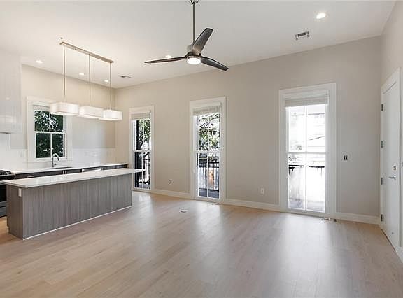 3rd image of 1350 Magazine St Unit D