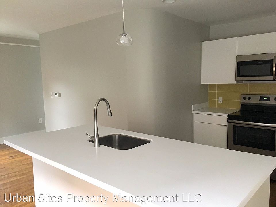 1st image of 15 W 15th St APT F