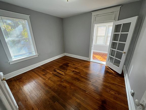5th image of 5000 Lindenwood Ave Floor 1