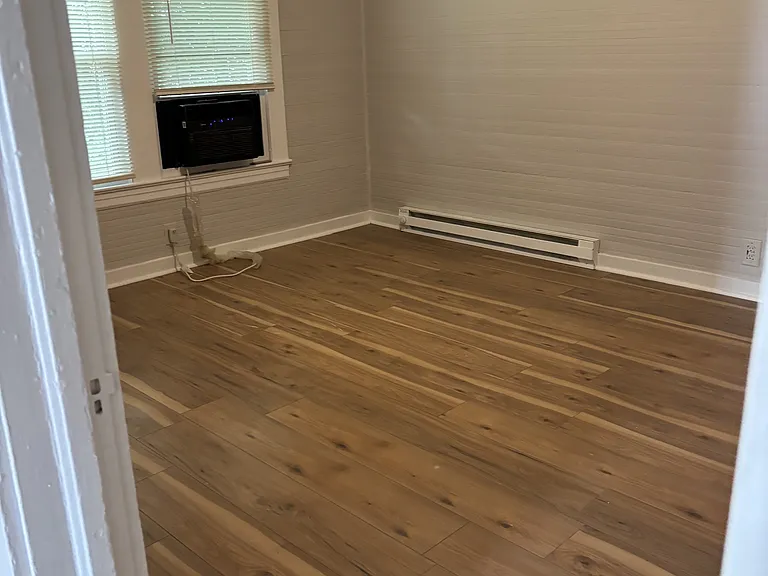 313A Burton Ave #A — Photo 3