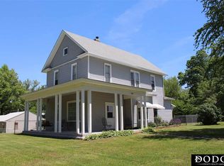 210 S Myrtle St, Hooper, NE 68031