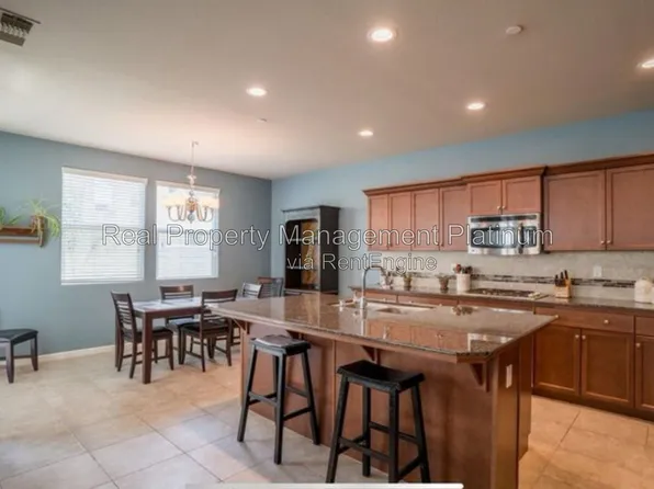 3544 Richmond Ave, Clovis, CA 93619