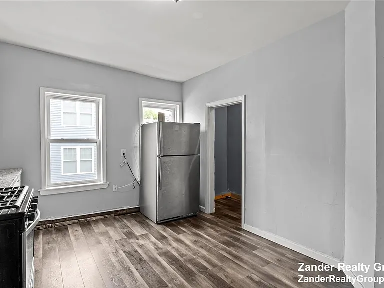 26 Alpine St #2 — Photo 14
