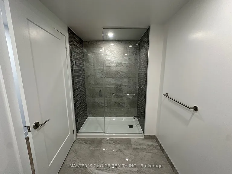 8 Cedarland Dr #1705 — Photo 16