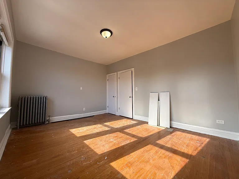 8241 S Langley Ave #3 — Photo 9