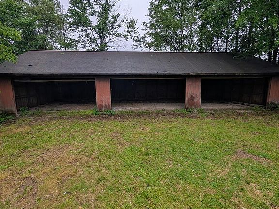 5th image of 2769 Shoemaker Rd