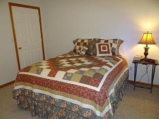 5th image of 4612 Wren Wood Dr