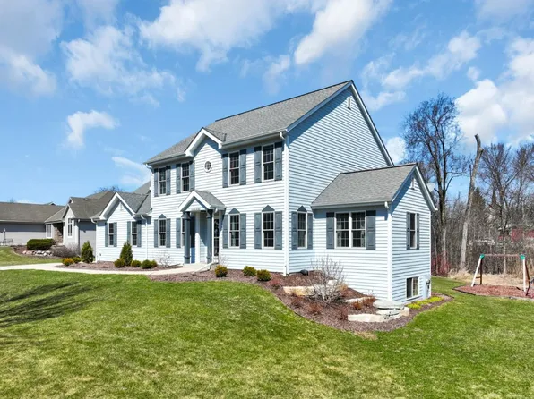 N102W14162 Berrywood COURT, Germantown, WI 53022