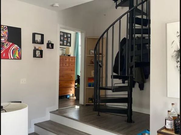 (undisclosed Address)