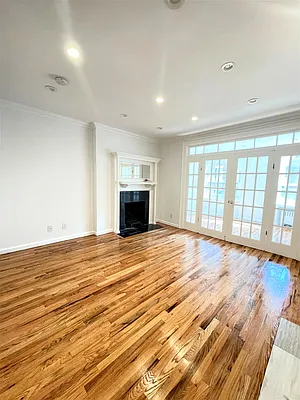 Rented by Silver Line Realty Group NY LLC | media 11