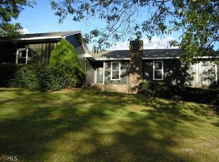 110 SE Lake Kelly Rd, Gordon, GA 31031