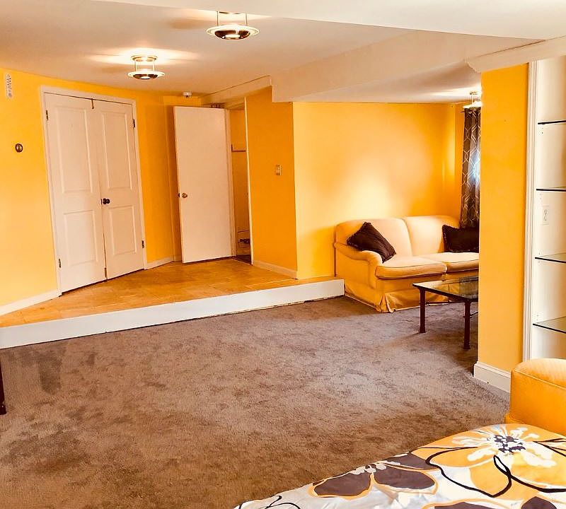 1st image of 12 Lincoln Pl