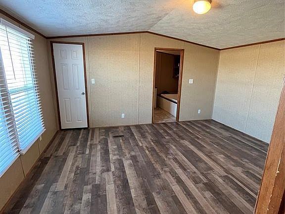 4th image of 202A Charlie Roberts Ln