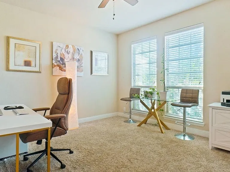 4308 Cherry Ln — Photo 10