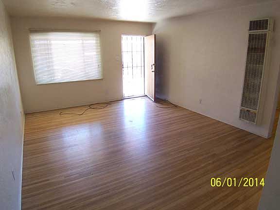 2nd image of 1702 Alvarado Dr NE