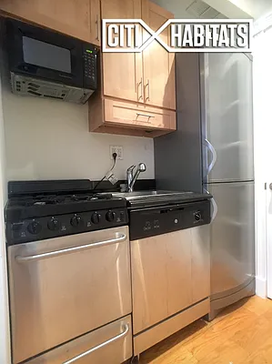 Rented by Citi Habitats | media 18