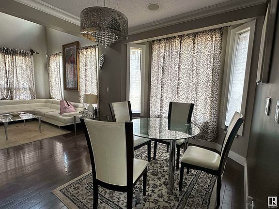 5th image of 4227 Savaryn Dr SW