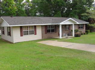 211 Graves Ave, Opp, AL 36467