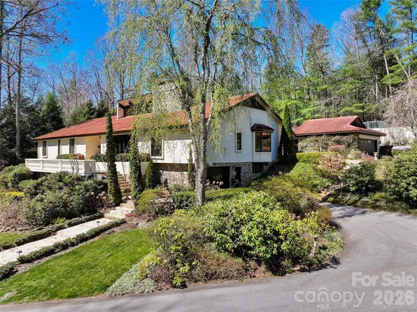 69 Forest Rd, Asheville, NC 28803