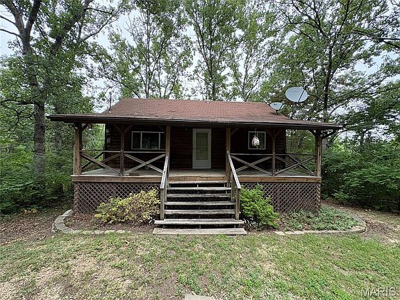 3rd image of 123 Monty Ln
