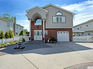 2923 Rockaway Ave, Oceanside, NY 11572