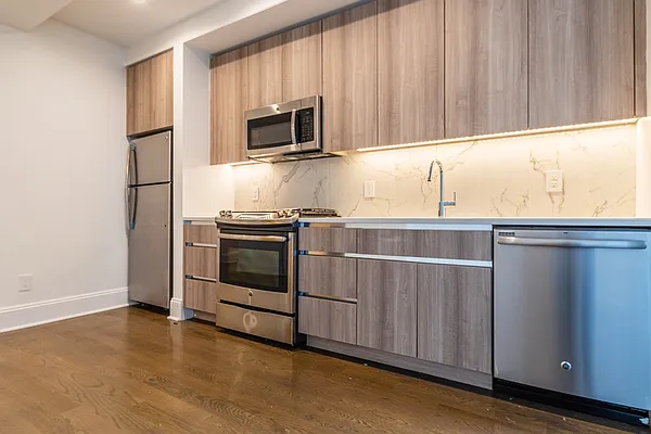 Rented by FirstService Residential (Manual) | media 25