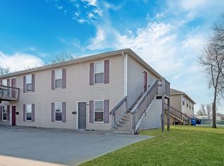 208 N 1st St UNIT B, Odessa, MO 64076