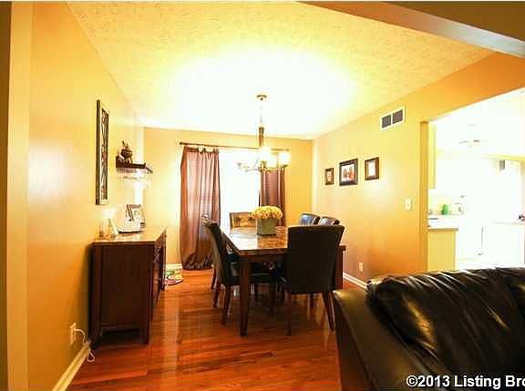 5th image of 4000 Bradford Pear Ct