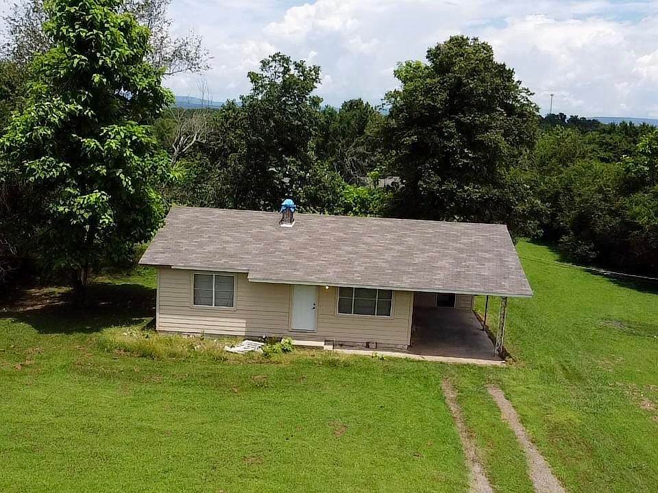 1st image of 133 Marina Dr