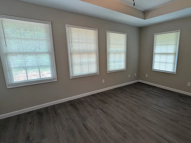 303 Hillcrest Ave — Photo 15