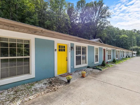 206 Cherry Brook, Wheeling, WV 26003