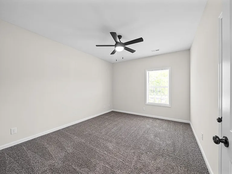 Millswood Dr — Photo 16