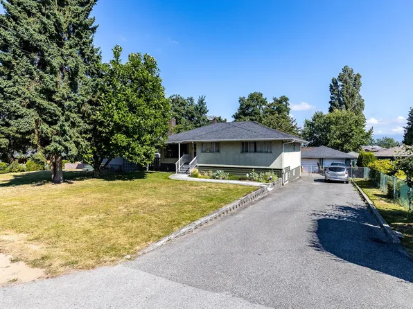 13759 111th Ave, Surrey, BC V3R 2C1