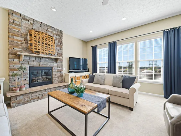 113 Covington Ln, Pataskala, OH 43062