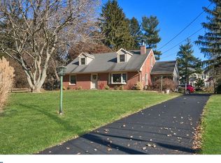 43 Delaware Ave, Ewing, NJ 08628