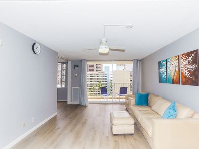 400 Hobron Ln APT 1109, Honolulu, HI, 96815