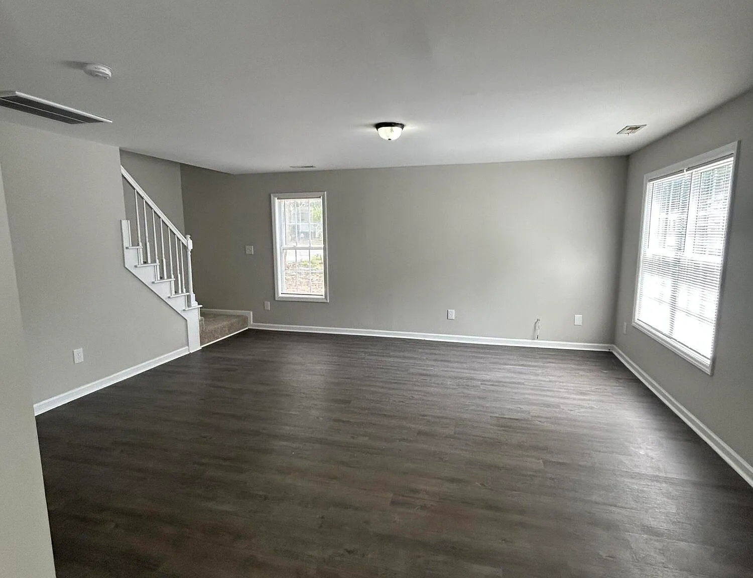 3 bed, 2.5 bath, $1,995 — Photo 3