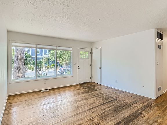 5th image of 4300 SE 79th Ave
