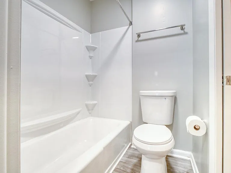 1675 Cedarwood Dr #B — Photo 21