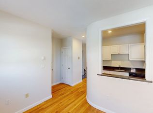 202 H St #1, Boston, MA 02127
