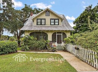 626 Washington Ave, Eustis, FL 32726