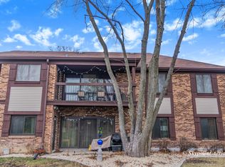 3231 184th St APT 2B, Homewood, IL 60430