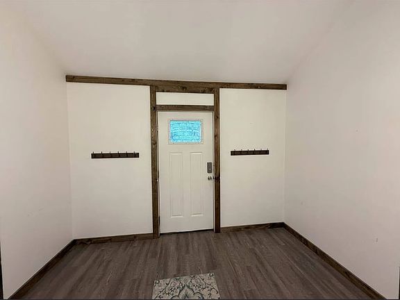 2nd image of 730 Thunderbird Rd