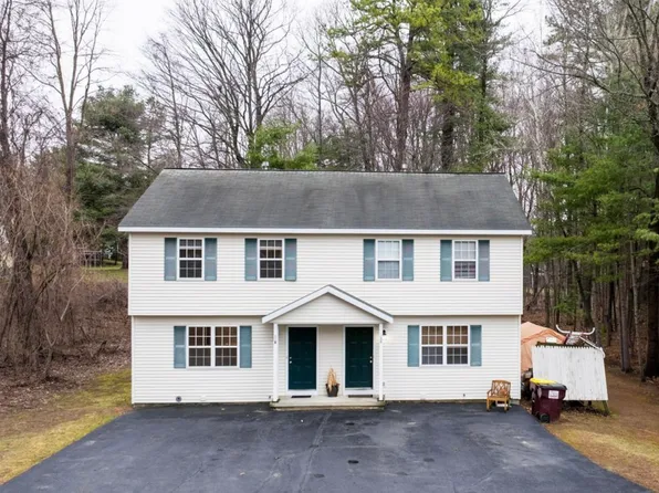33 Cambridge Dr #B, Clifton Park, NY 12065