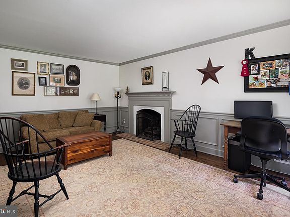 4th image of 8109 Wildflower Dr