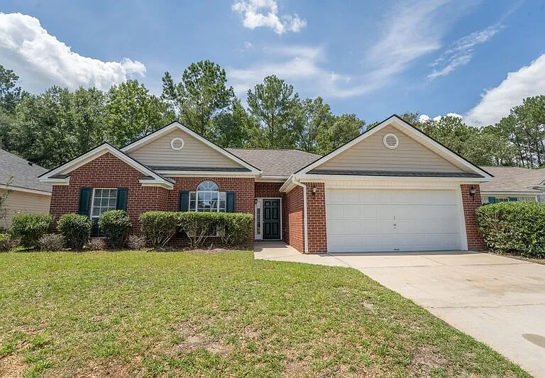 123 W Tisbury Ln — Photo 2