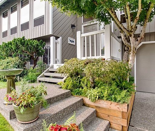 2nd image of 3507 Orchard Pl SE