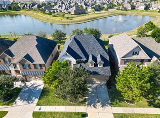 9151 Monarch Field Ln, Cypress, TX 77433